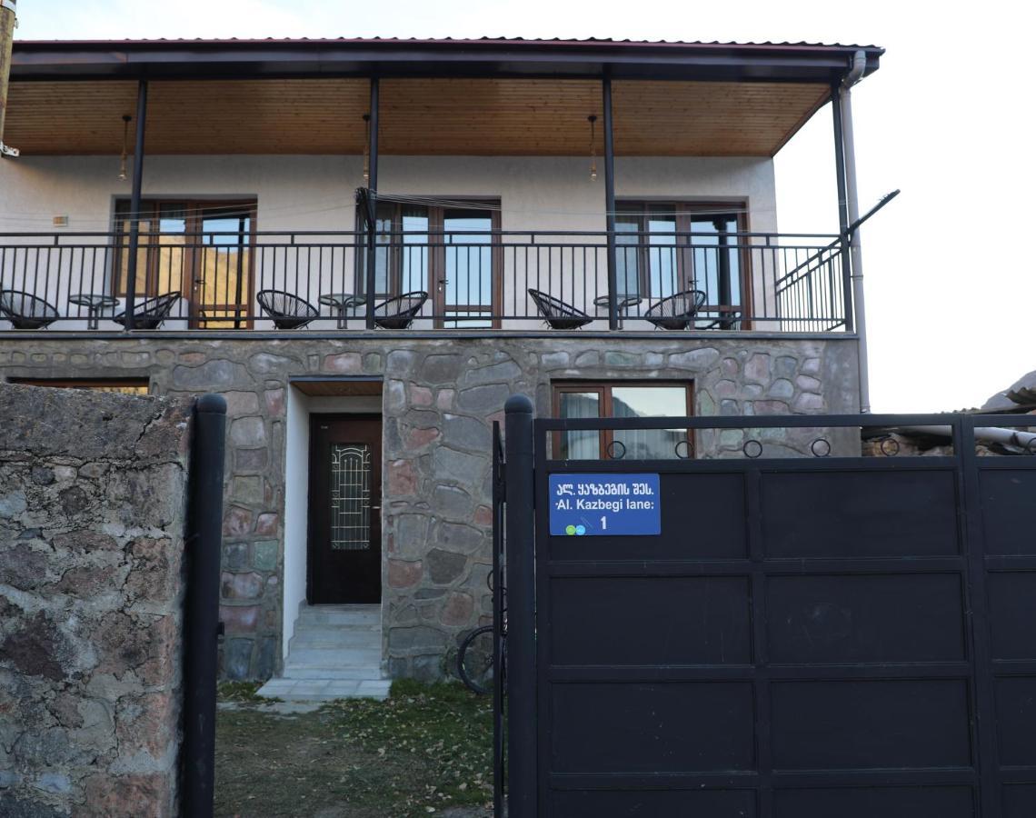 Paradise Inn Kazbegi Eksteriør bilde